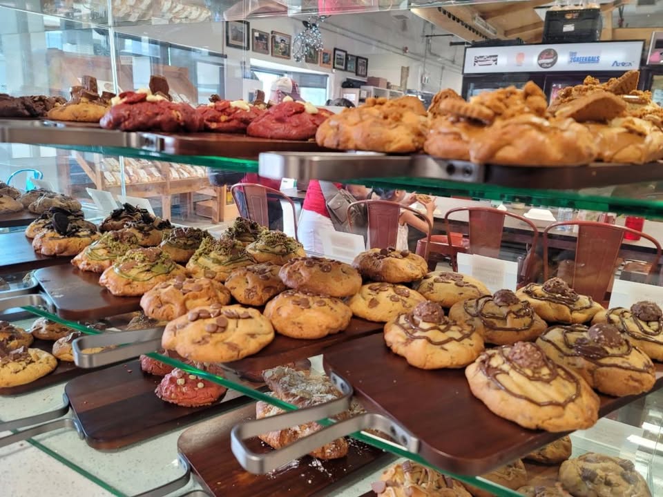 Fresh & Local Market & Kitchens